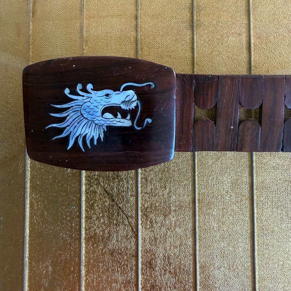 MCM mother Pearl Wood in LA dragon belt